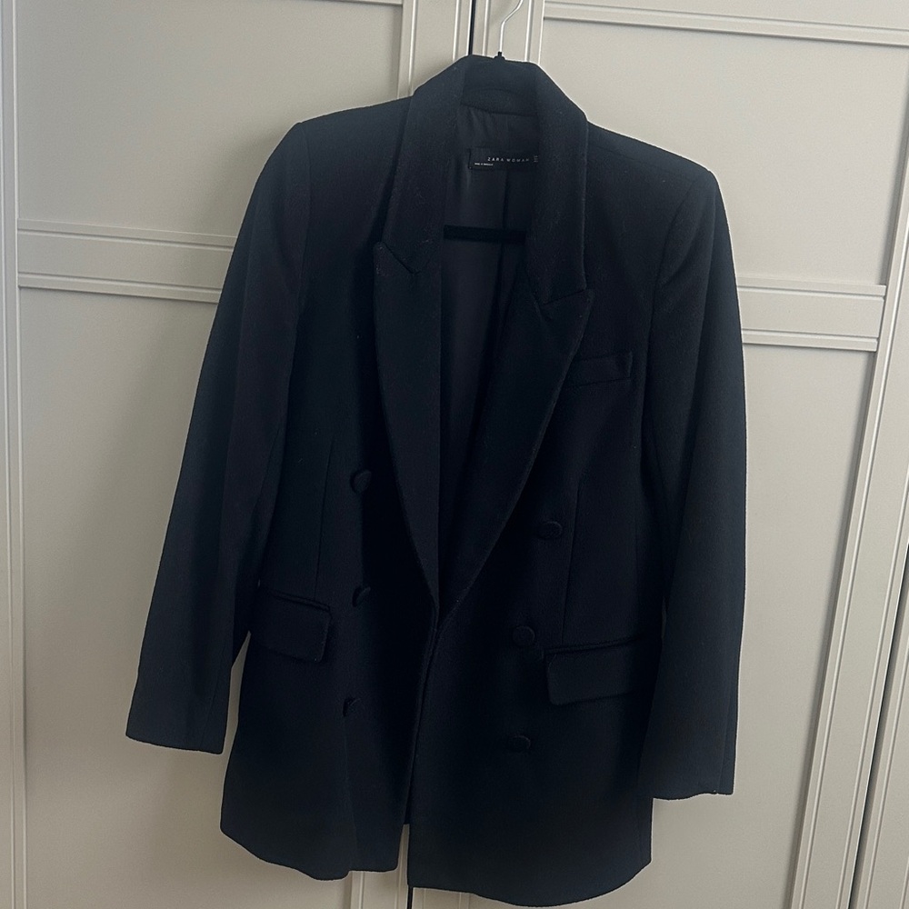 Zara Classic Black Double-Breasted Blazer coat